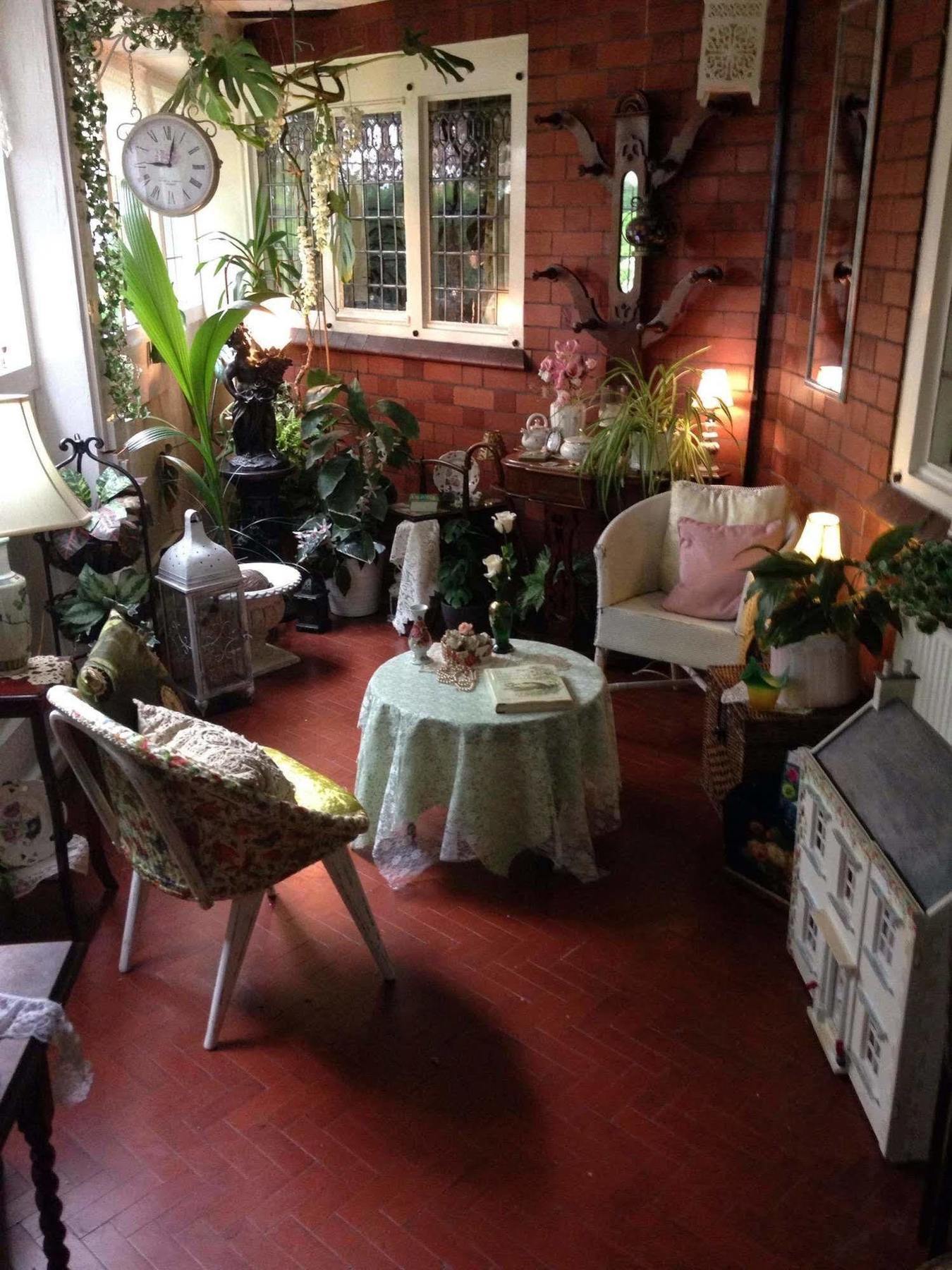 Barons Court Hotel ウォルヴァーハンプトン エクステリア 写真